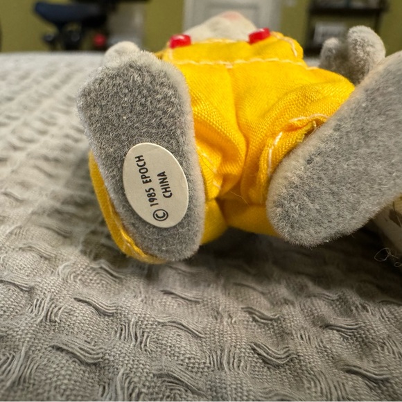 Calico Critters Bunnies - Picture 4 of 10